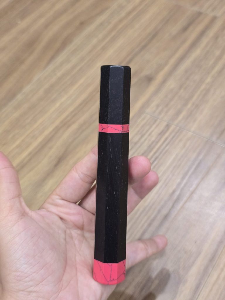 Rosewood wa handle with blonde buffalo horn ferrule